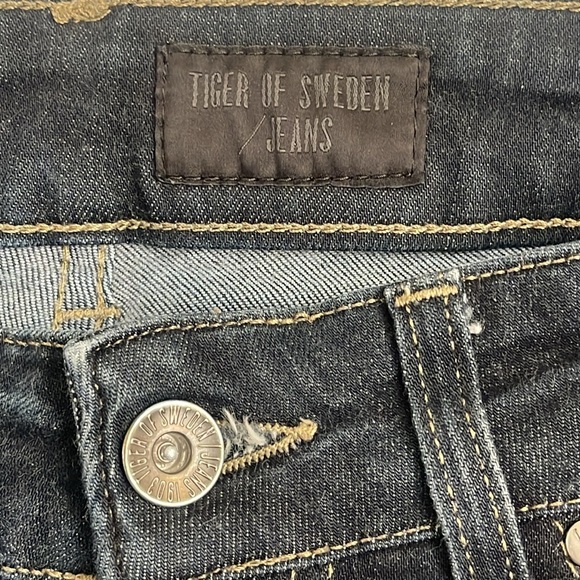 TIGER OF SWEDEN ONCE SLENDER Style: W4711600Z size 30 Dark Wash EUC - Picture 8 of 16